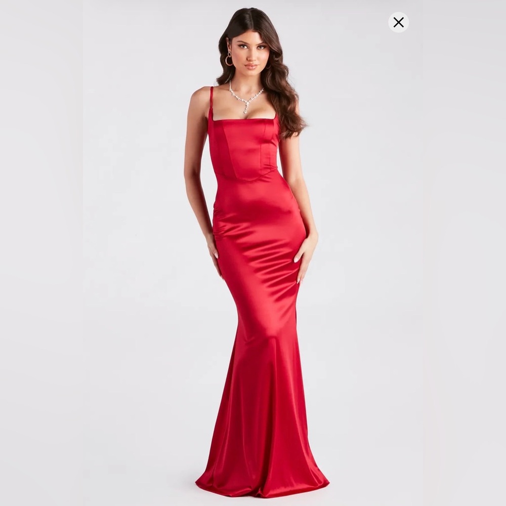 Elegant Red Evening Gown
